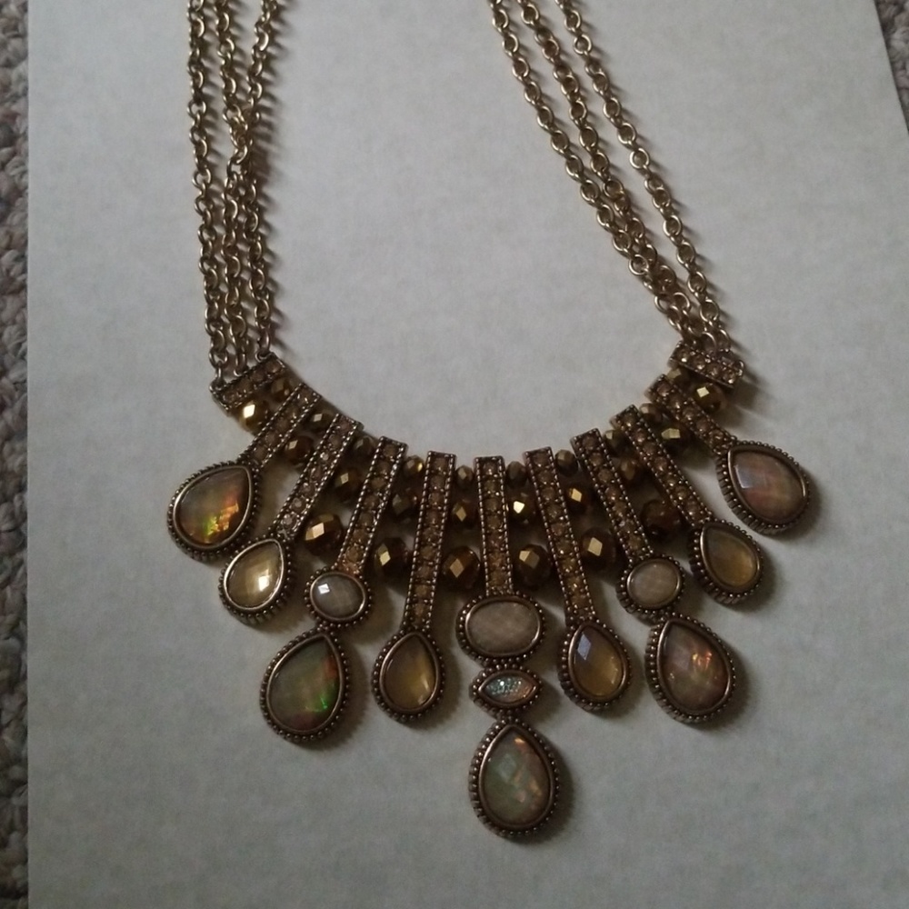 Gorgeous Goldtone, Faceted Stone Statement Necklac